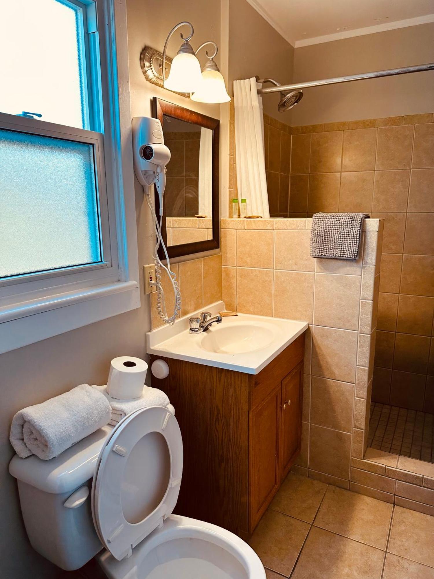 Lakeview Motel & Cottage Kincardine Extérieur photo